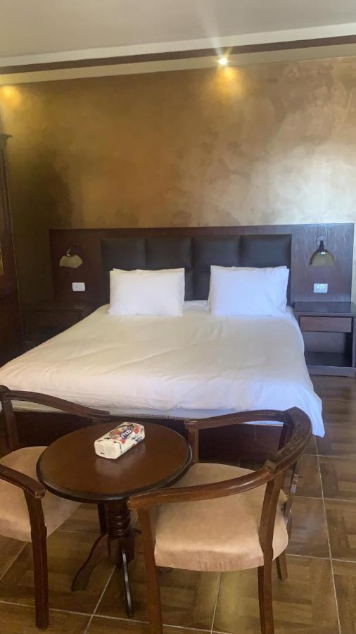 Bed and Breakfast Esperanza Petra Вади Муса Экстерьер фото