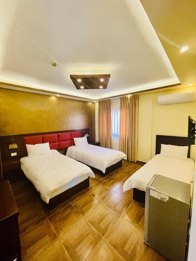 Bed and Breakfast Esperanza Petra Вади Муса Экстерьер фото